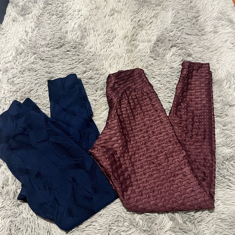Bundle of Booty By Brabants Navy and Burgundy Textured Leggings .